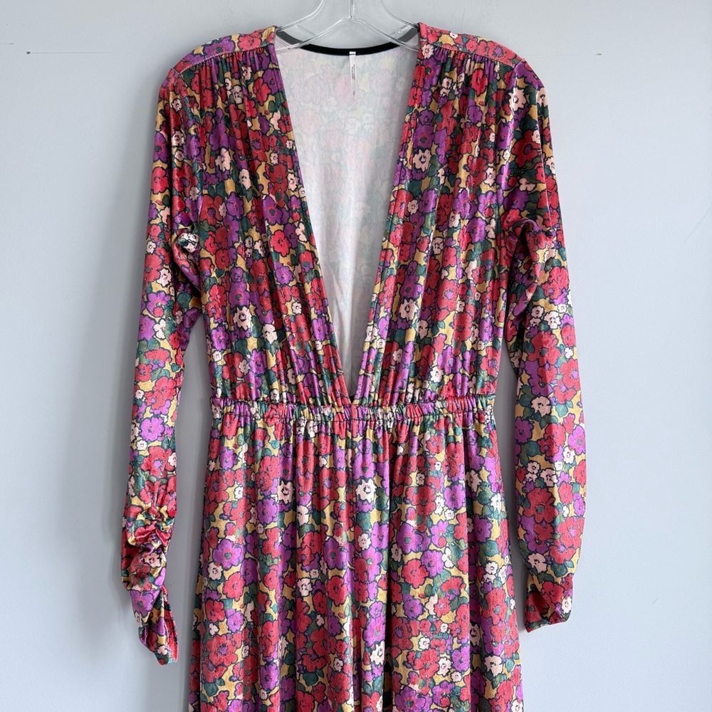 Free People Giselle Velvet Billowy Wide Leg Jumpsuit Deep V Neck Floral Print S - Picture 7 of 16